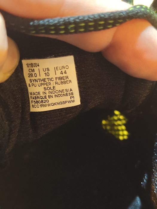 44/28-28.5 кросівки asics gel nimbus 23
