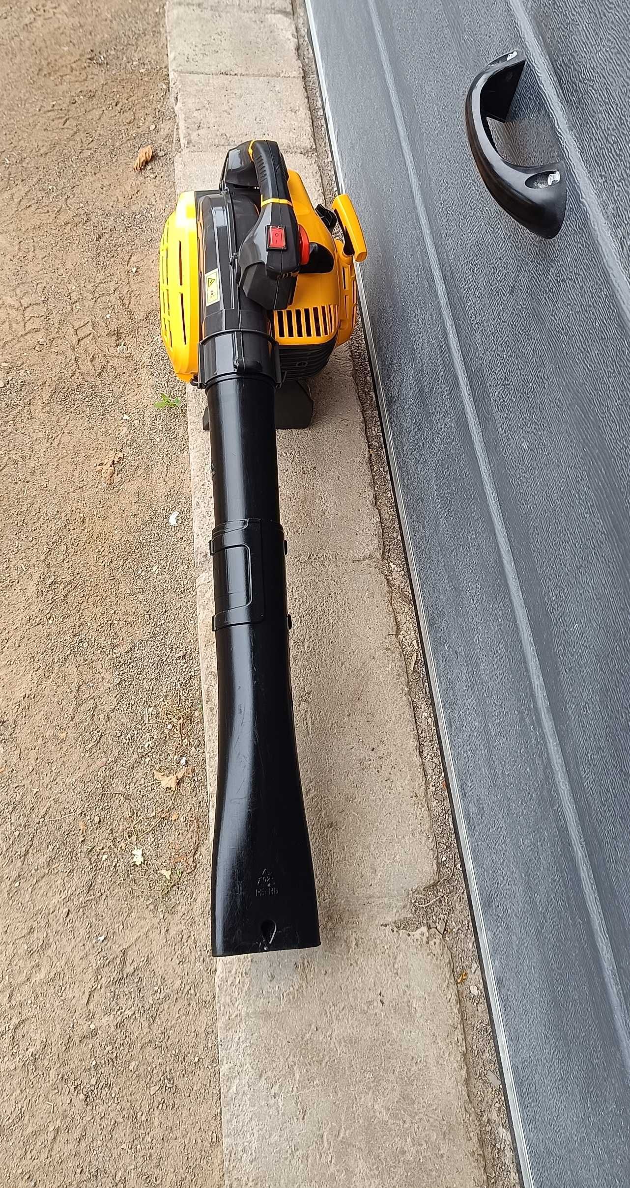 Dmuchawa Stiga SBL 327 V 2019R mocna i poręczna do liści, śniegu ITALY