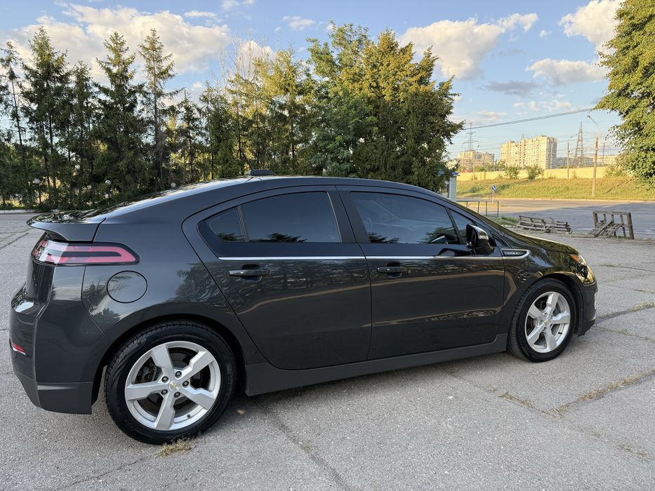 Продам Chevrolet Volt Шевроле вольт 2015 в гарному стані