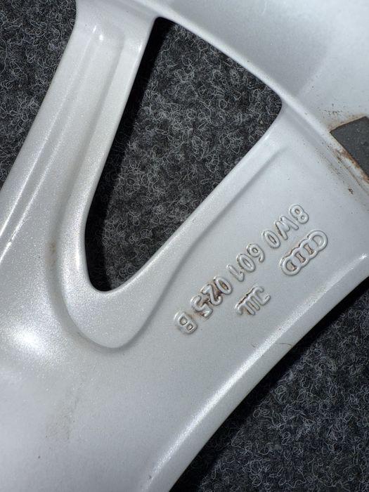 Диски R16 5/112 Audi A6 A4 A3 A5 Skod Octavia A7 A8 VW Golf Passat B8