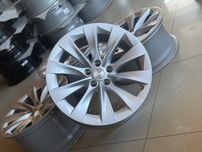 Диски оригінал Tesla Model X R20 1027225-00-B 1027244-00-B