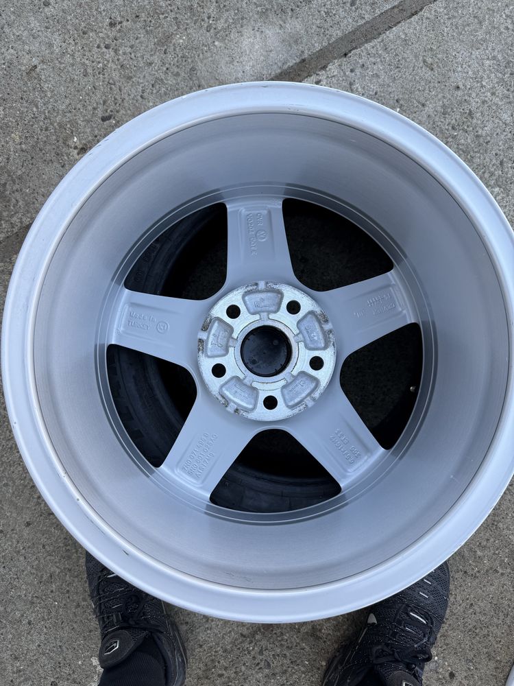 Диски 16 5.112 ЕТ33 6,5Jx16H2 VW Tiguan Sharan