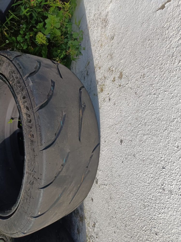 Vendo jantes 17 com furacao 4x100