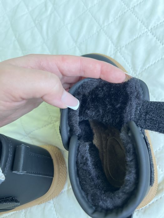 Взуття дитяче зимове 28р угги дитячі черевики-уггі,чобітки дитячі