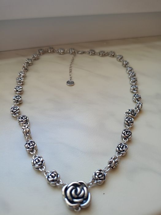 Kolia różyczki 40 cm