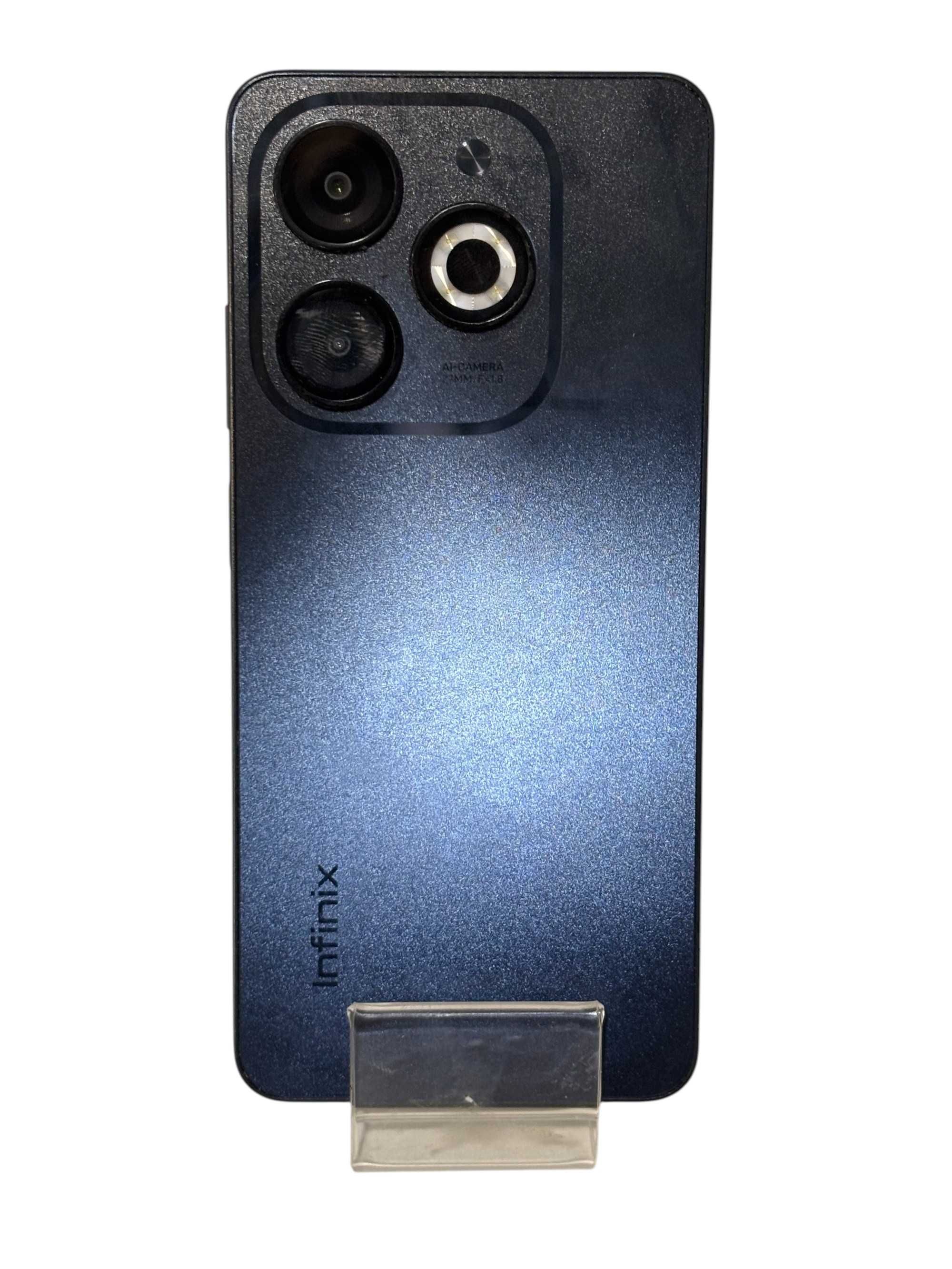 Smartfon Infinix SMART 8 3 GB / 64 GB