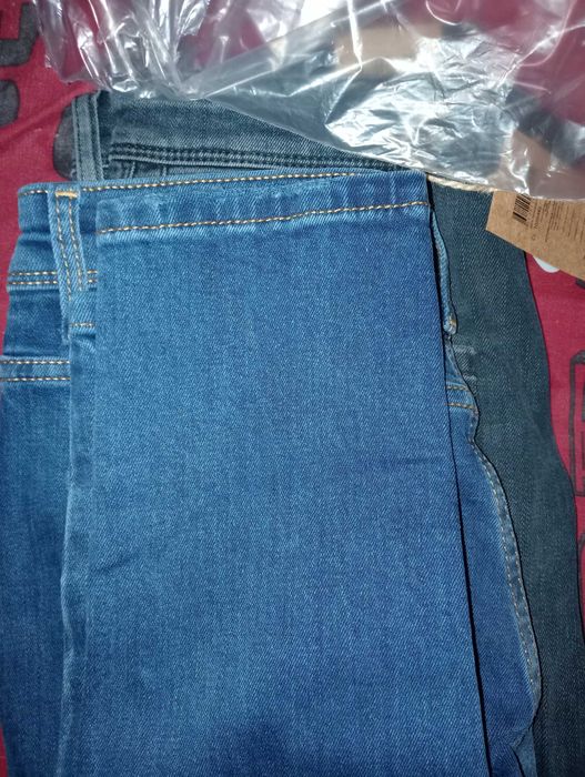 Чоловіча джинси Colin's