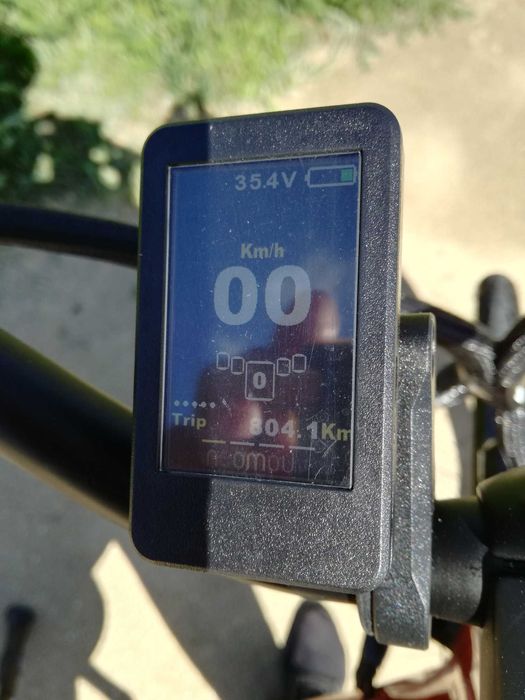 Bicicleta elétrica Neomouv Carlina, roda 26, autonomia 70km, de 2021