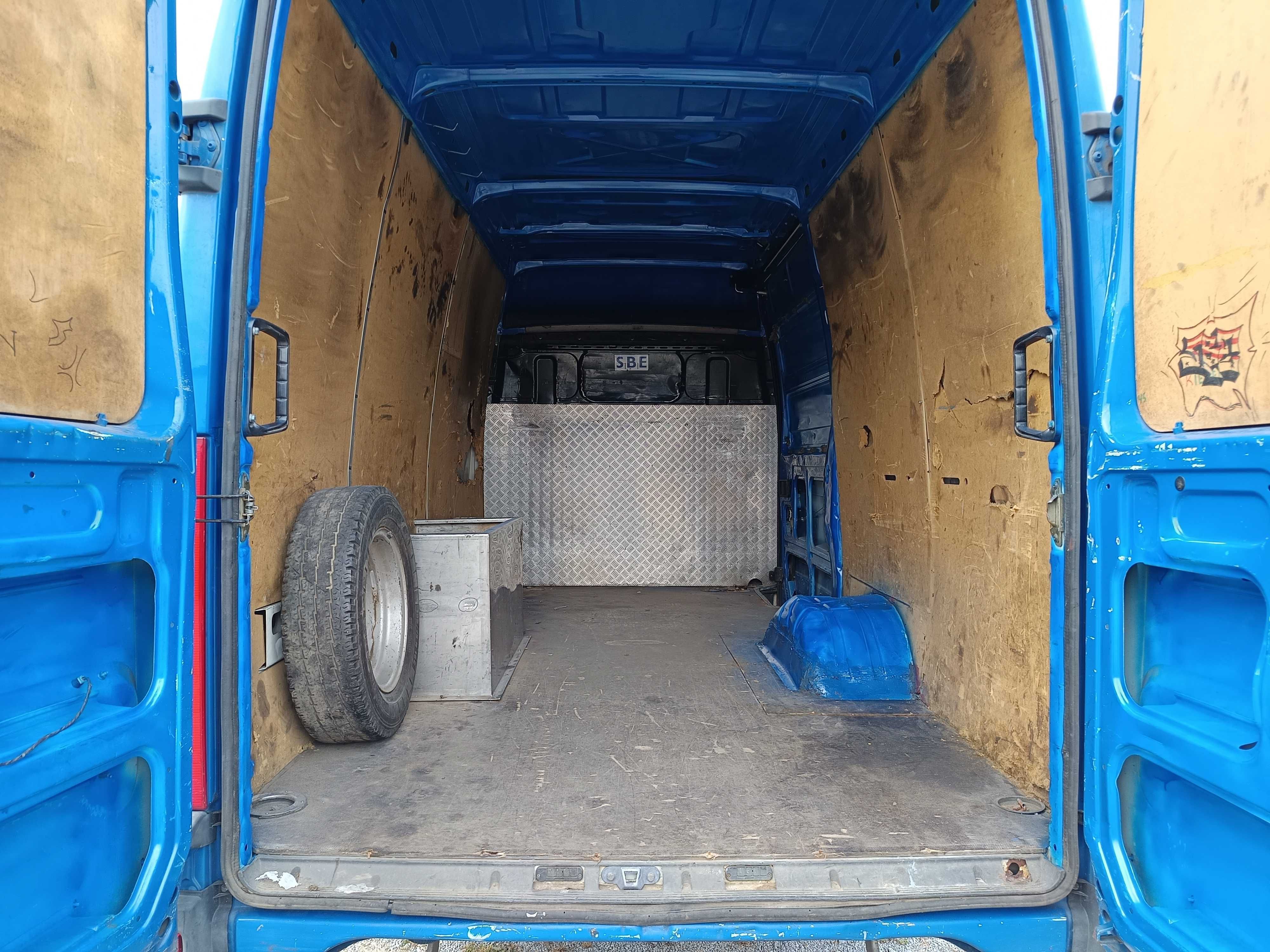 Iveco Daily 35C12 L3H2