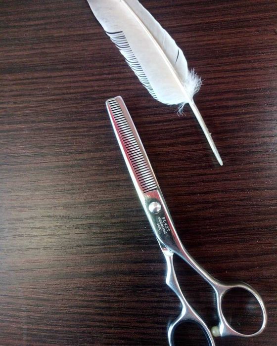 Обучаю заточке всего спектра инструментов индустрии красоты.