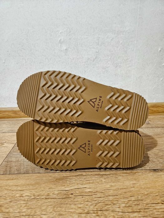 Угги "ALPINE Design" унисекс / размер 44. Стелька 28 см