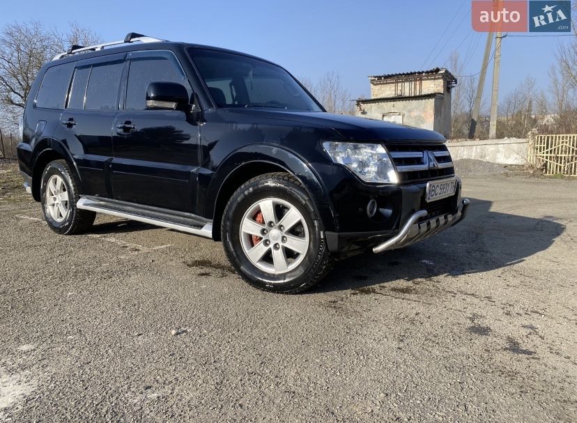 Продам паджеро вагон 4