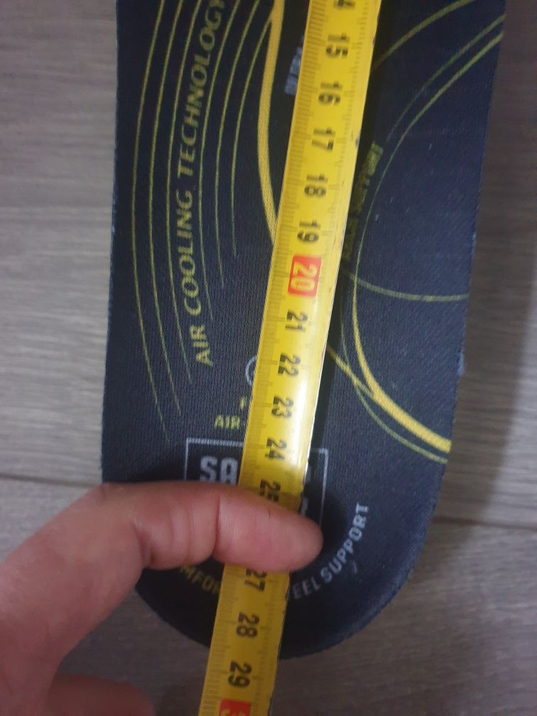 Buty robocze trzewiki wysokie r. 43 czarne Safety Jogger męskie