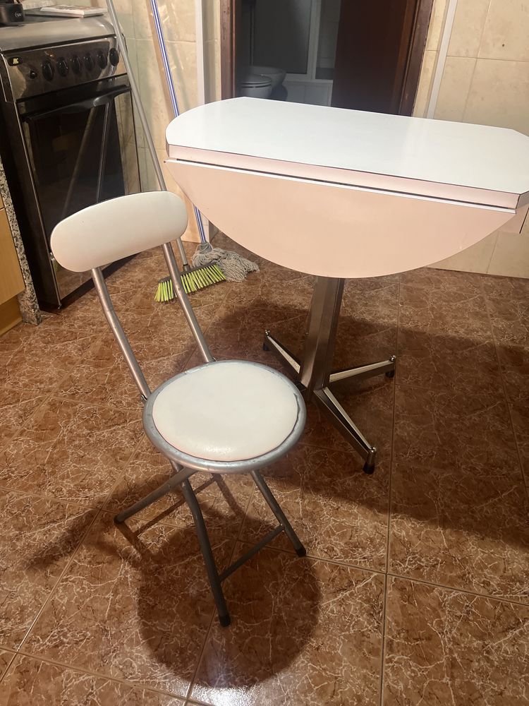 Mesa de jantar- MELHOR PREÇO!!