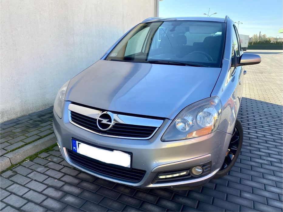Opel Zafira 1.8 z gazem LPG BRC klimatyzacja automatyczna 7 osob