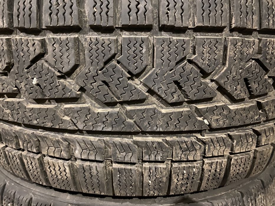 275 40 20 kumho комплект зима протектор 2 шт 70% 2 шт 90%