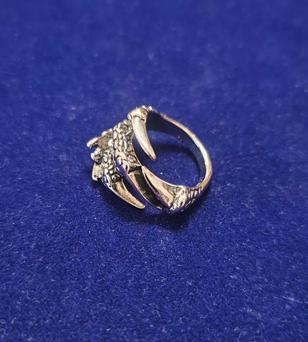 Кільце кольцо кілечко каблучка біжутерія рептилія кігті когти дракон