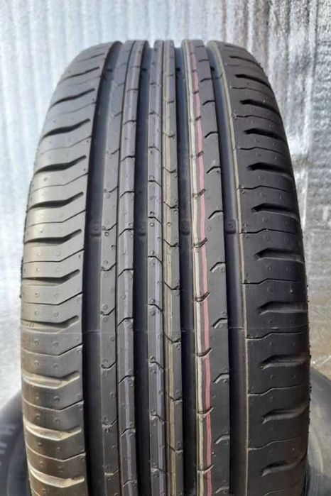 Автошини Continental літо 215/60/17