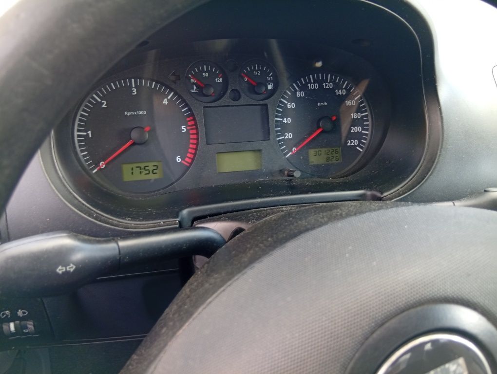 Ibiza 6k2 tdi 90cv comercial