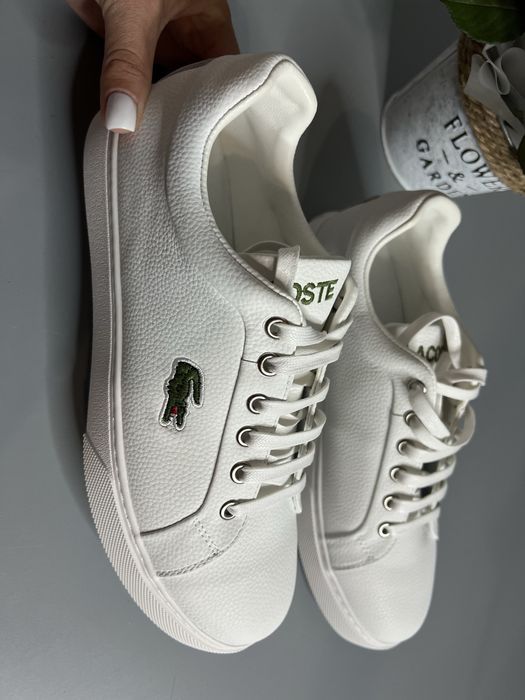 Білі кеди шкіряні кроссовки лакост lacoste кожа