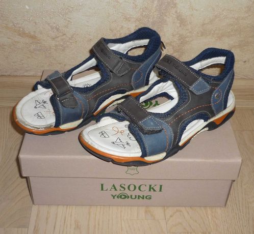 Granatowe skórzane sandały roz. 34 buty Lasocki CCC