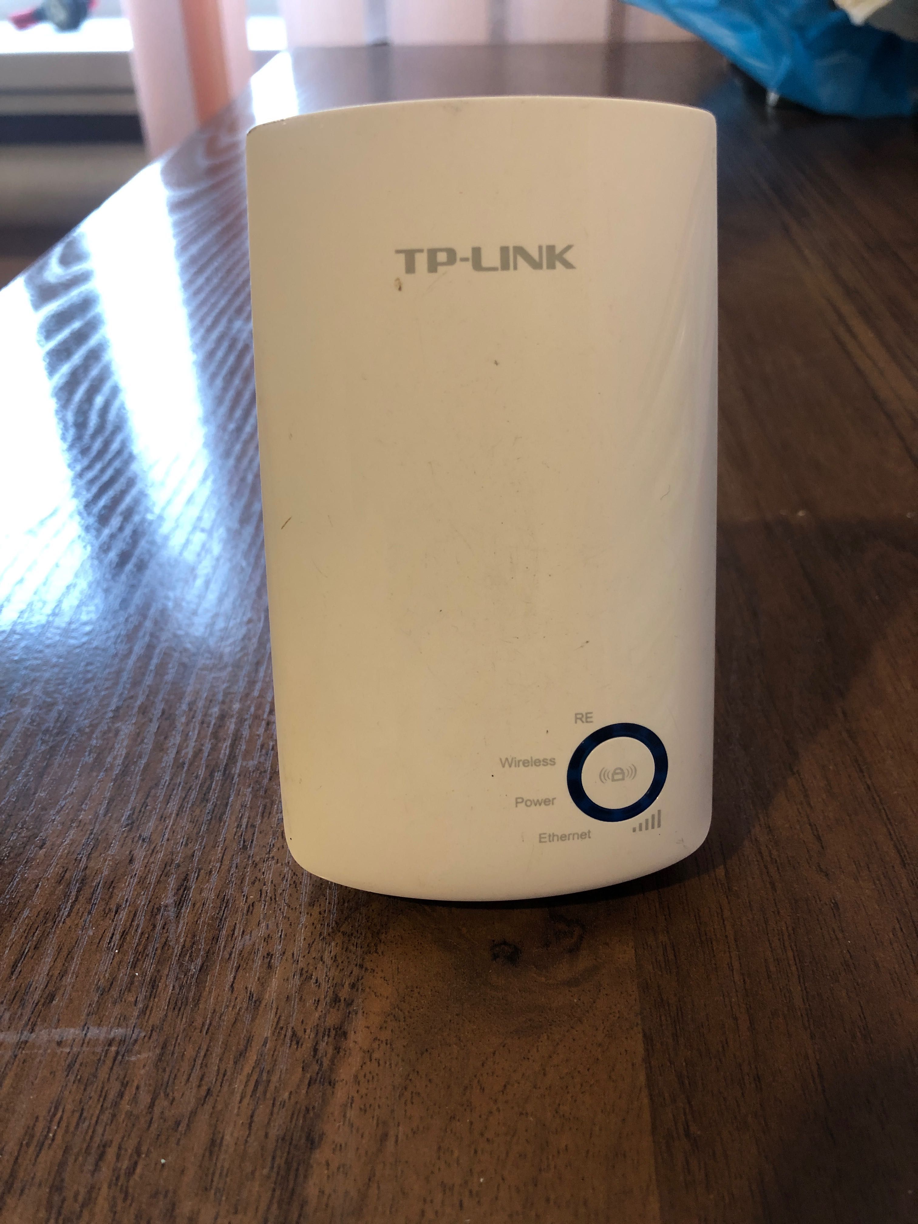 Универсальный усилитель Wi-Fi сигнала TP-LINK