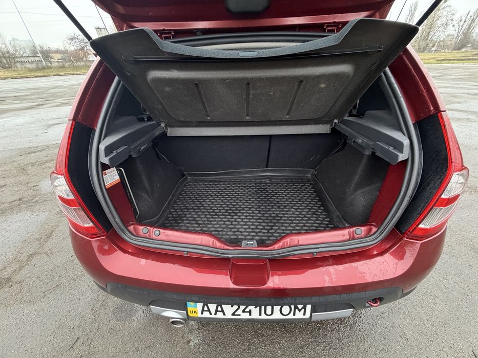 Renault Sandero Stepway 1.6 benz