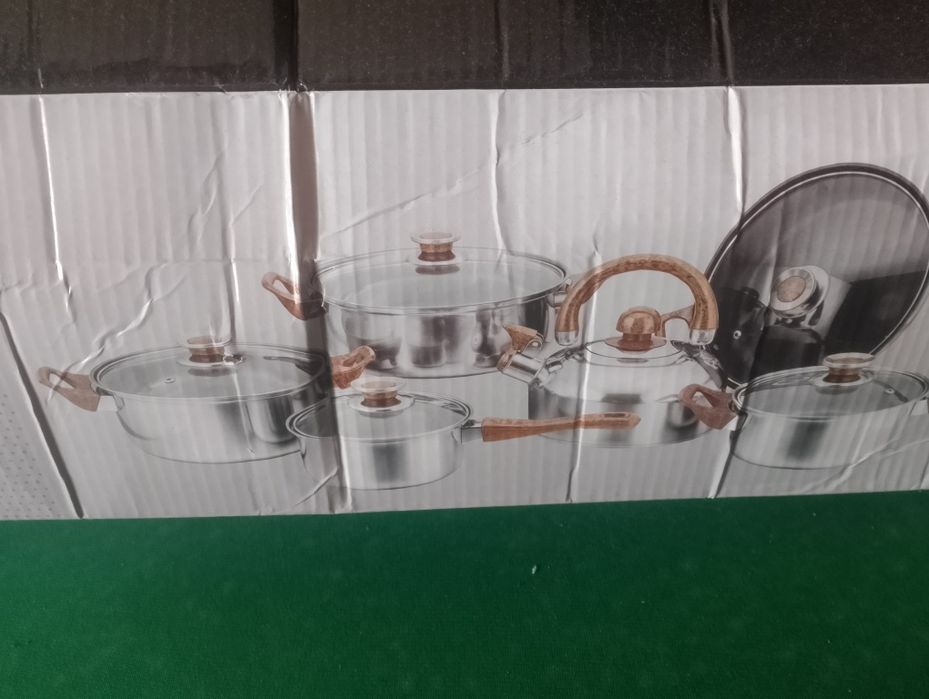 Komplet garnków cztery sztuki tanio