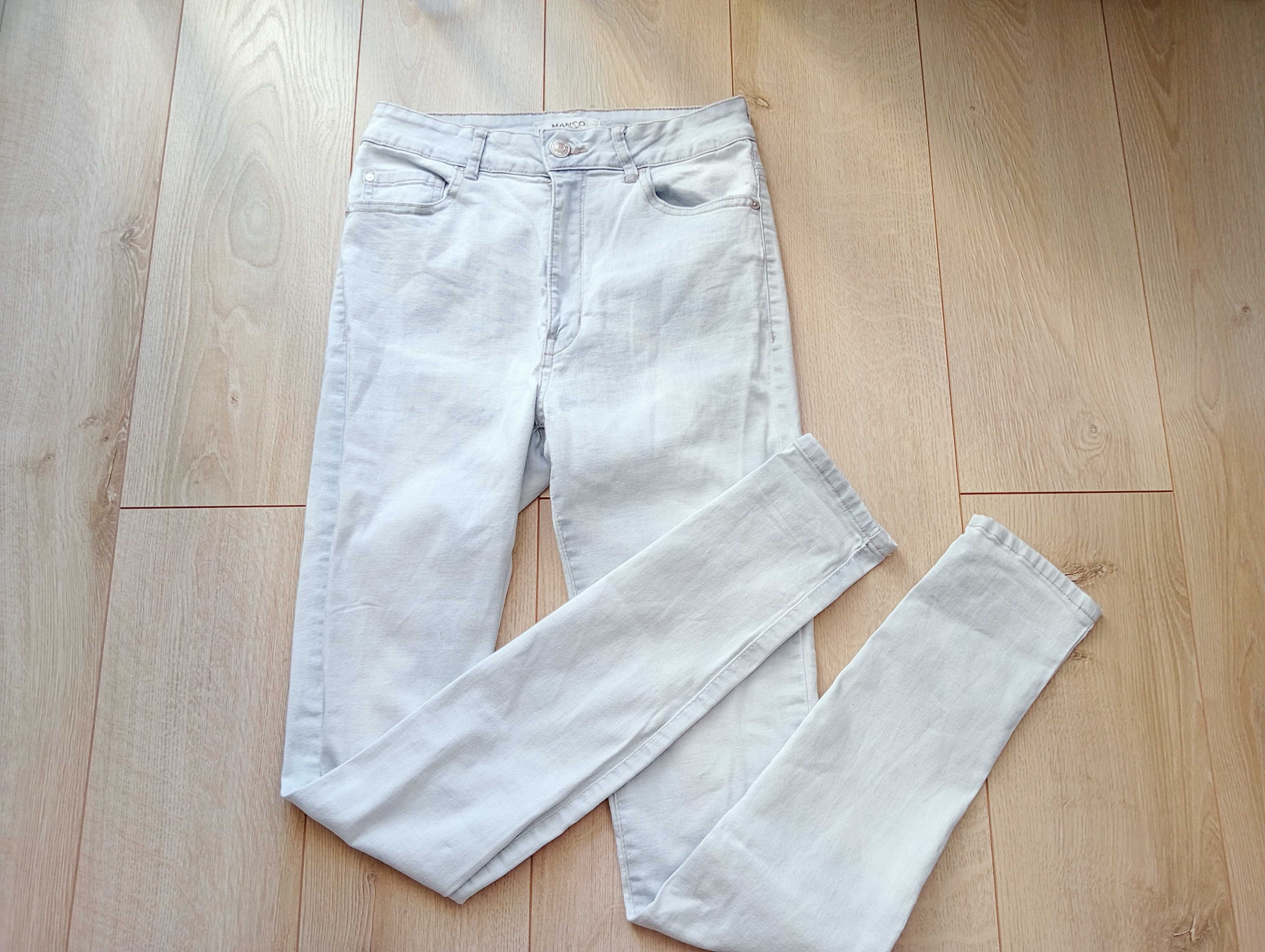 Jeansowe jasno niebieskie spodnie rurki skinny elastyczn S/38/10 Mango