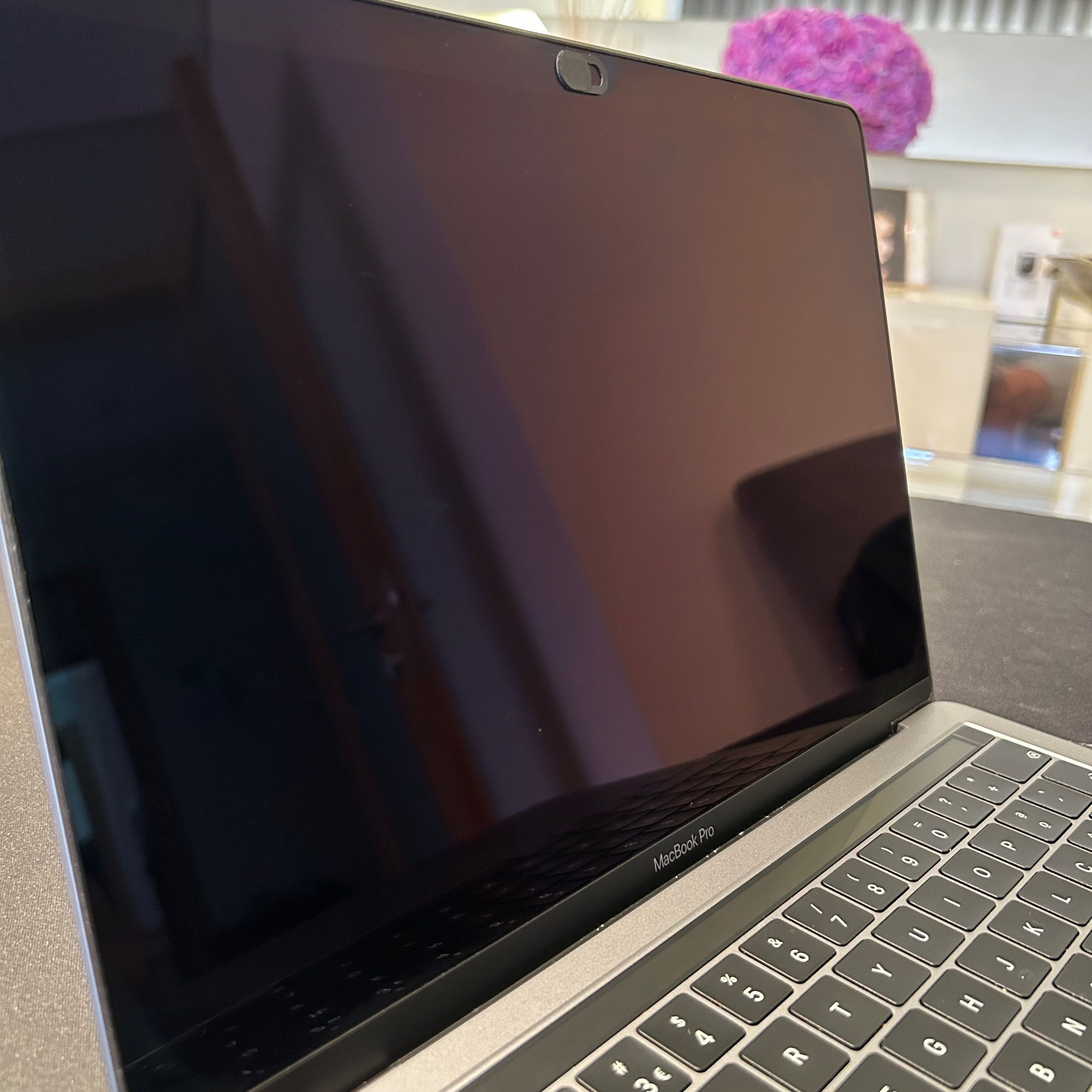 MacBook Pro 13'' 2018 / 512 GB SSD / 16 GB RAM / 2.7 GHz Quad-Core i7