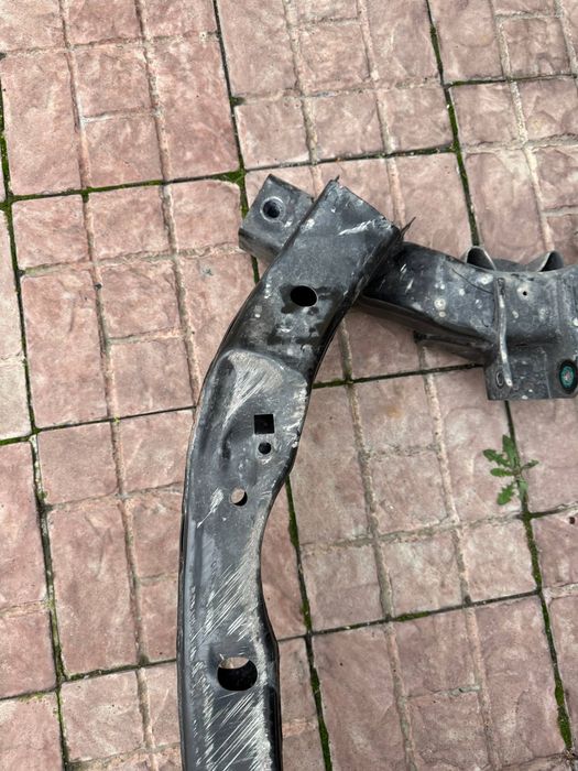 Подрамник/підрамник Dodge Charger/Challenger, Chrysler 300, 68185029AA