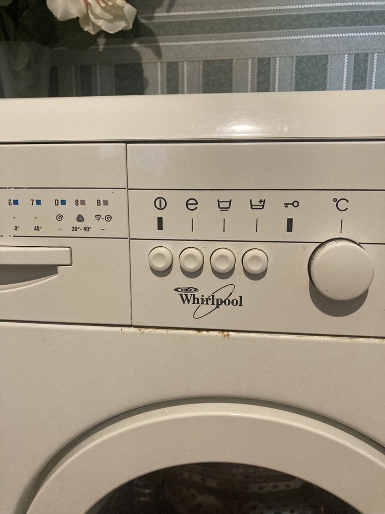 Б/У стиральная машина Whirlpool