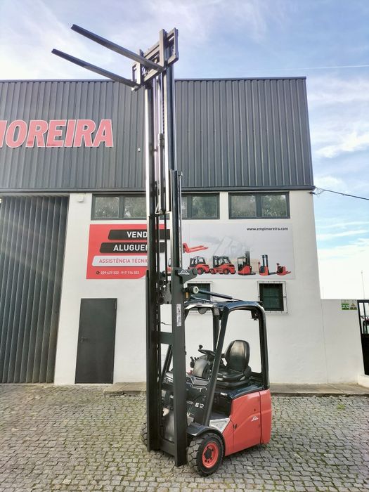 Empilhador Elétrico Linde 1200kg , 2013 , 6500h , Triplex 5,40,
