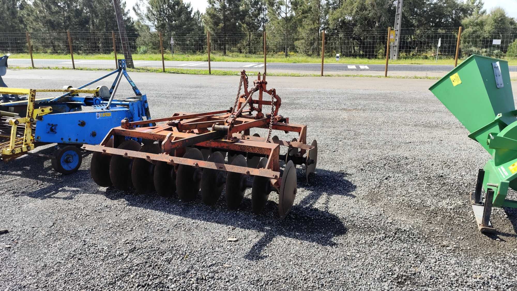 Grade, triturador, charrua, arrancador de batata