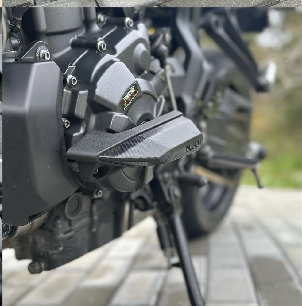 Protecao lateral motor mt 07