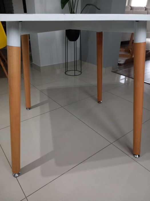 Stolik kucheny 80×80