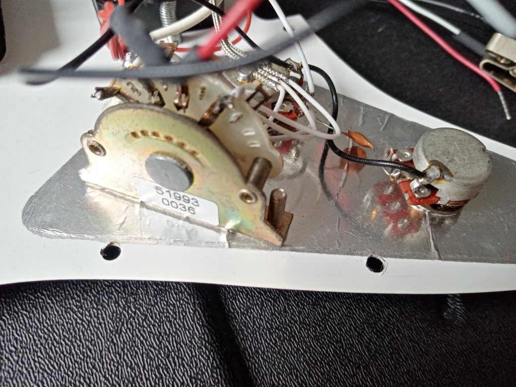 EMG set 1 x 81 Humbucker 2 x Single-Coil