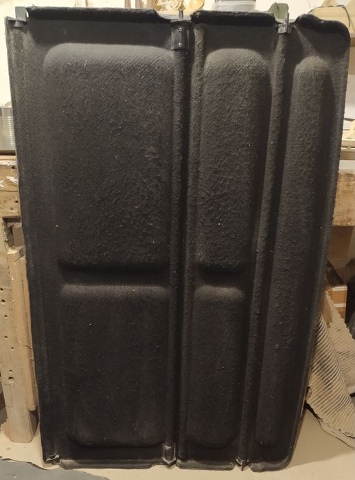 Chapeleira de carro em bom estado