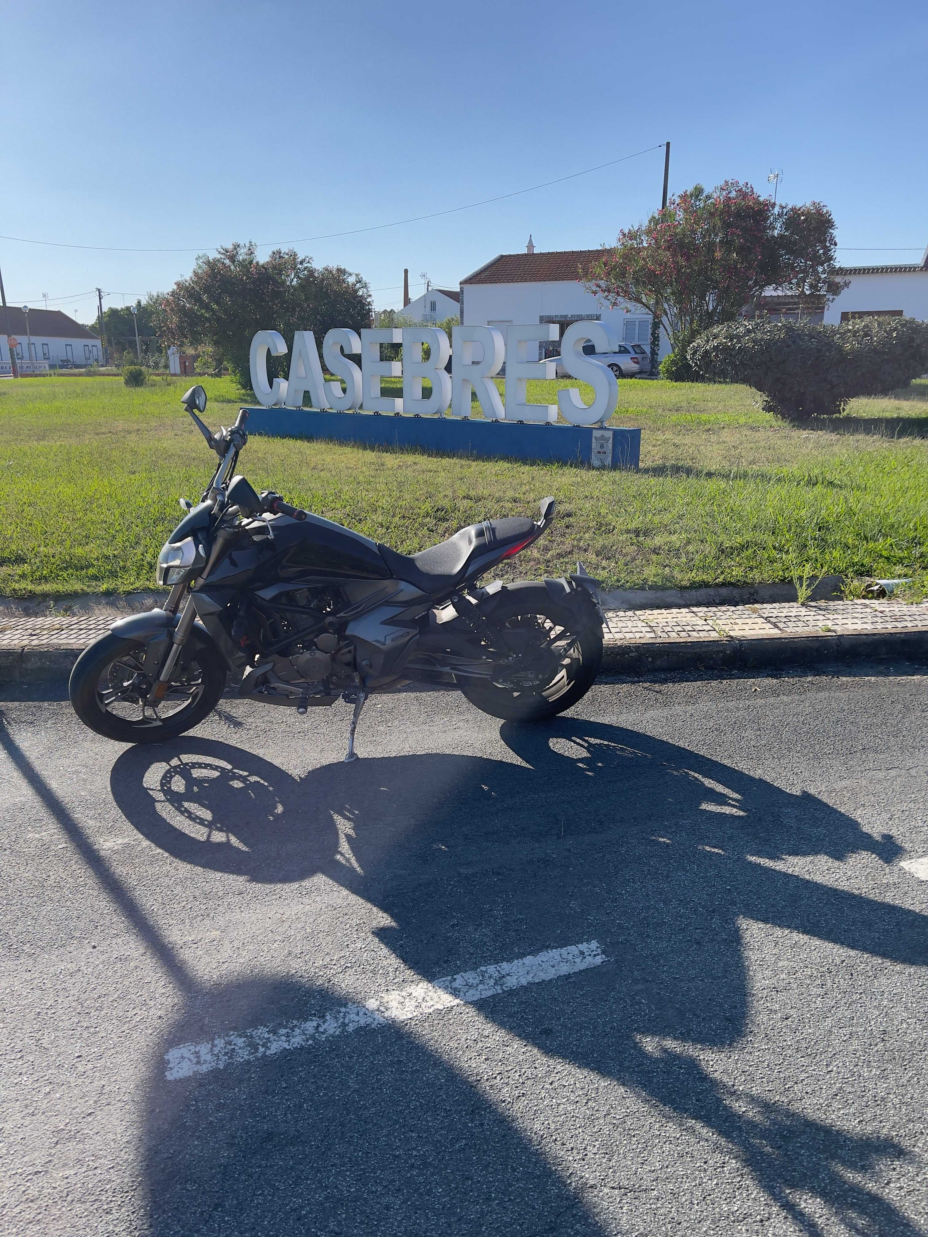 Zontes V310 Bem Estimada