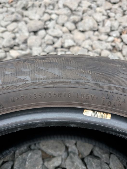 Комплект різношироких зимових шин Nokian 235/55 255/50 R19 Snow proof