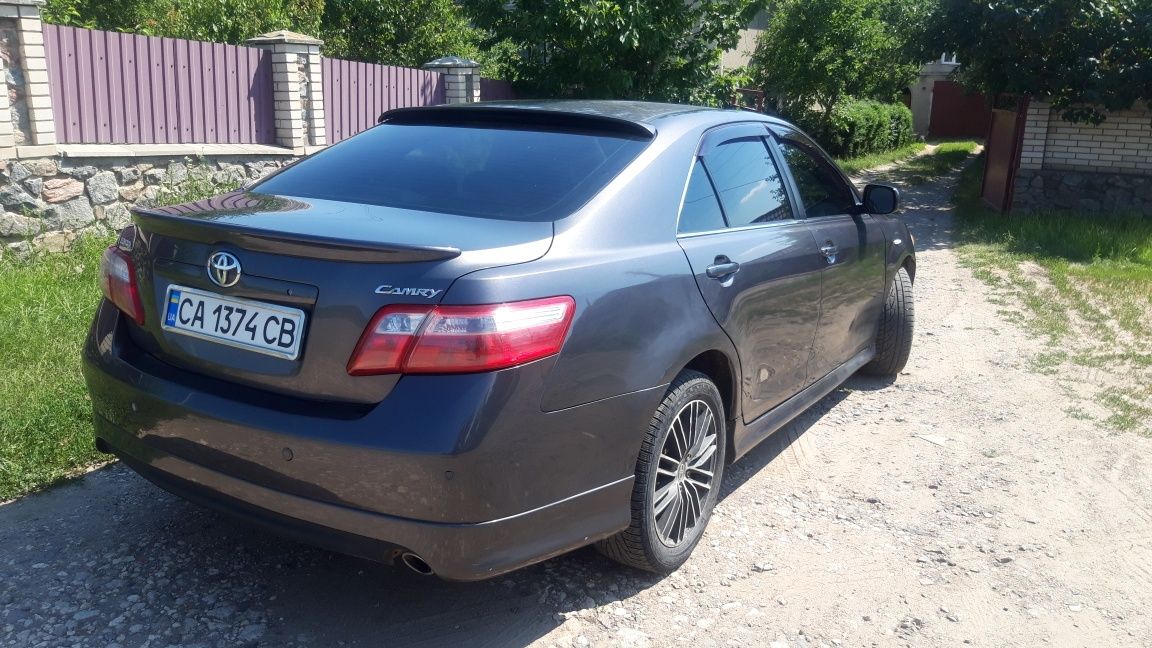 Продам Toyota Camry 40 обмін не цікавить