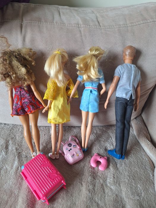 3 lalki barbie i Ken