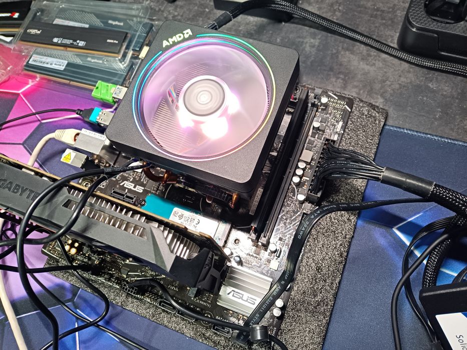 Продам плату ASUS Prime B650M-R.