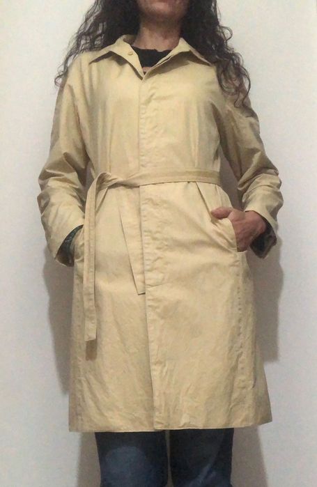 Gabardine Massimo Dutti, tamanho S, cor bege