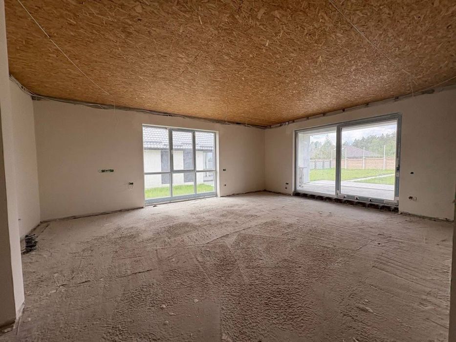 р Американкана на березі озера