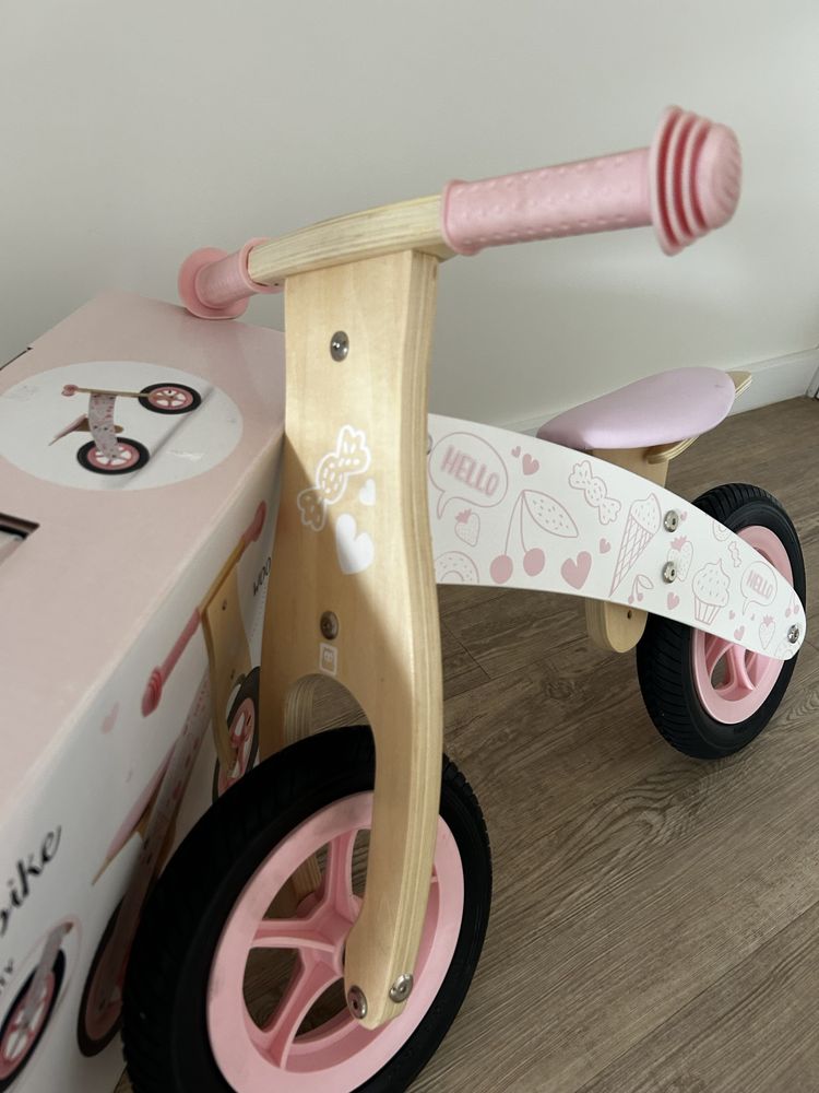 Bicicleta de madeira sem pedais em rosa da Eureka Kids