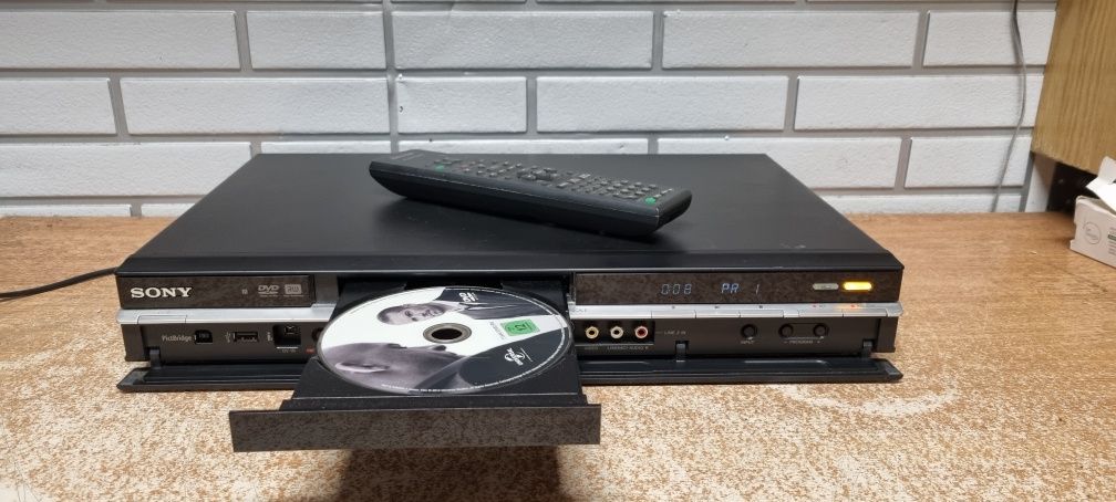 Nagrywarka DVD/ HDD Sony rdr-hx680. HDMI,  pilot