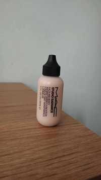 Mac Cosmetics Face and Body Studio Radiance 1 W podkład