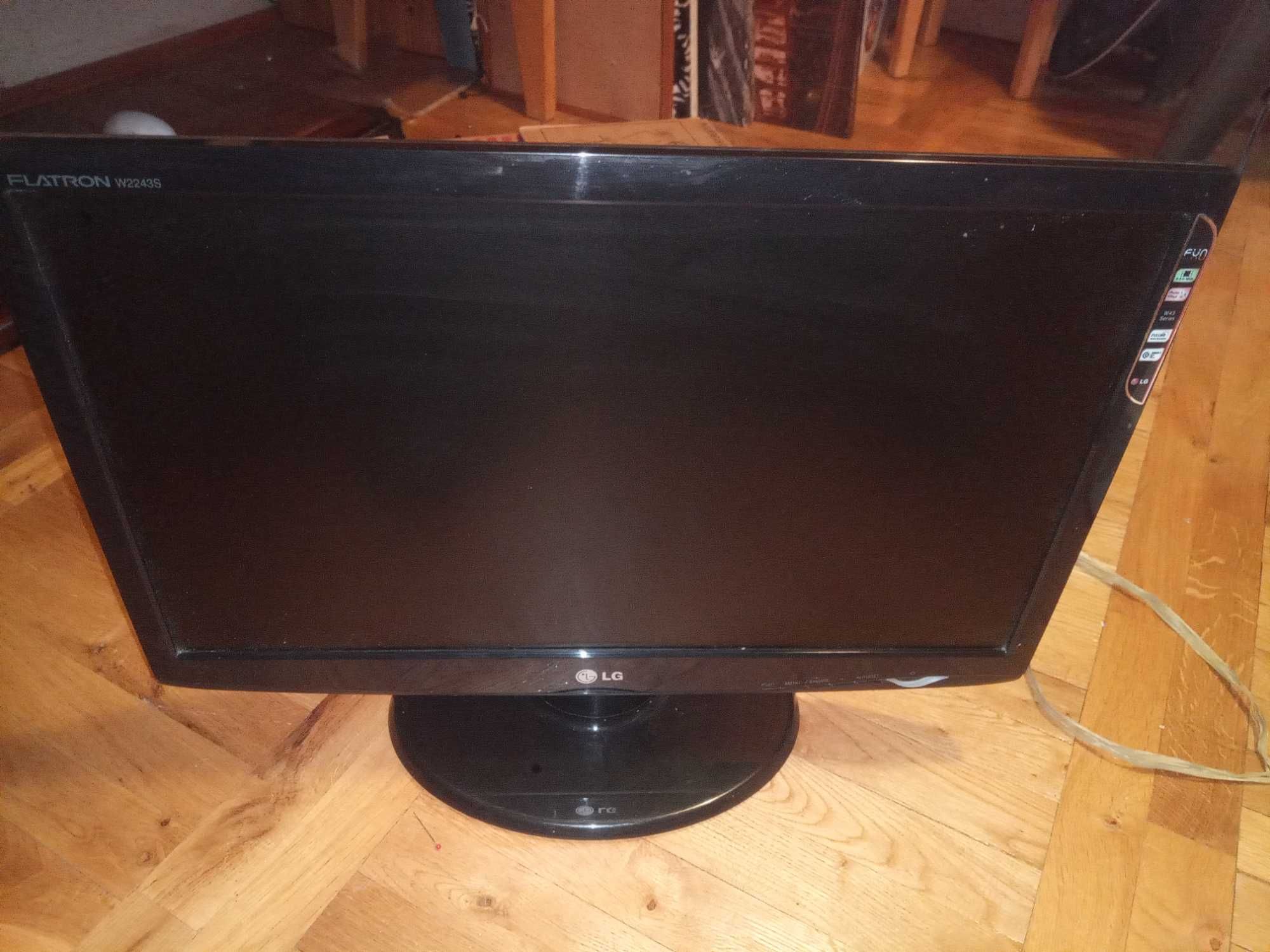 Monitor LG flatron w2243s-pf
