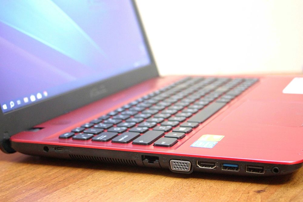 Ігровий ASUS VivoBook X541N/ 4 ядра N4200/ 8GB/ HDD 1TB/ GeForce 810M